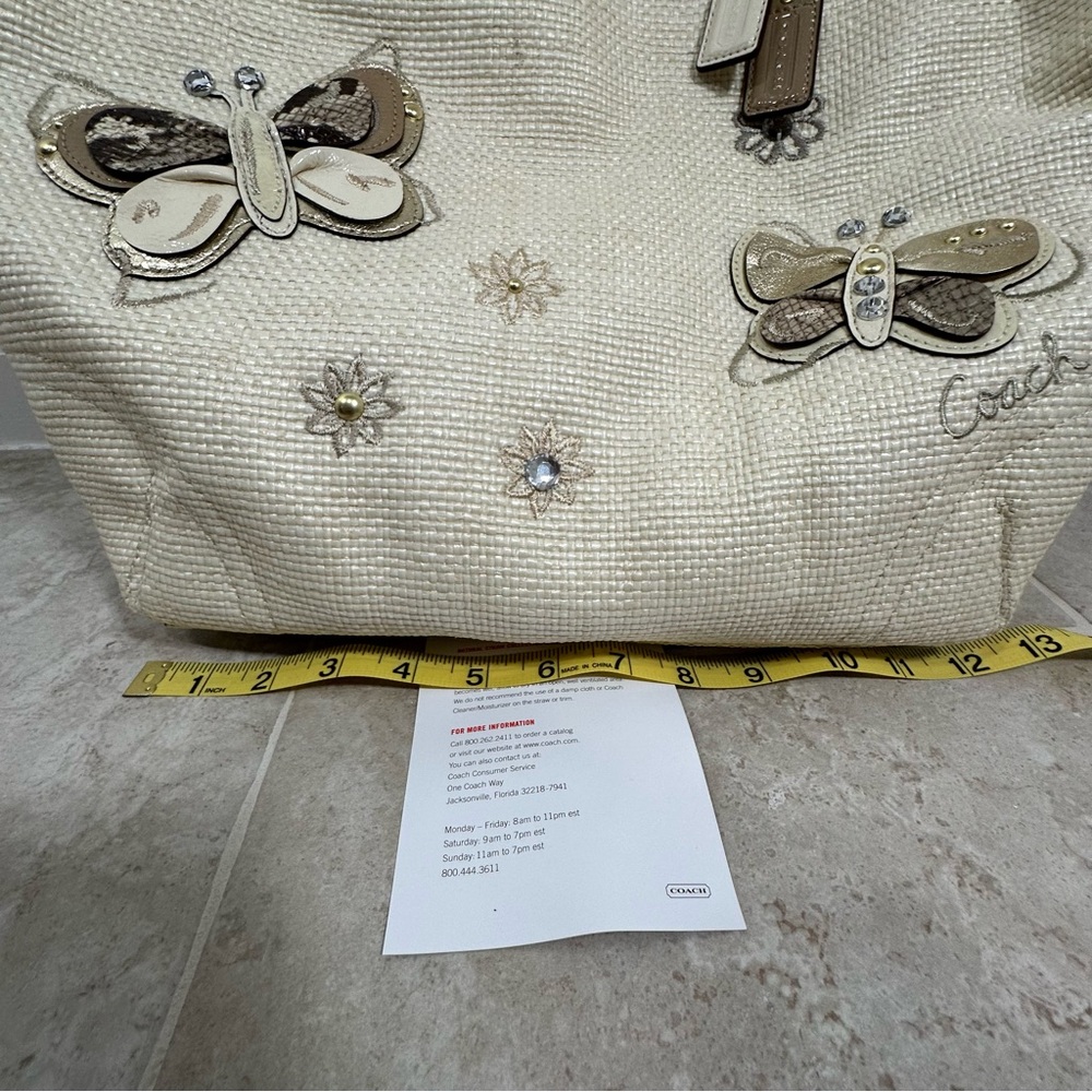Coach Straw Bag with butterflies - Picture 15 of 15